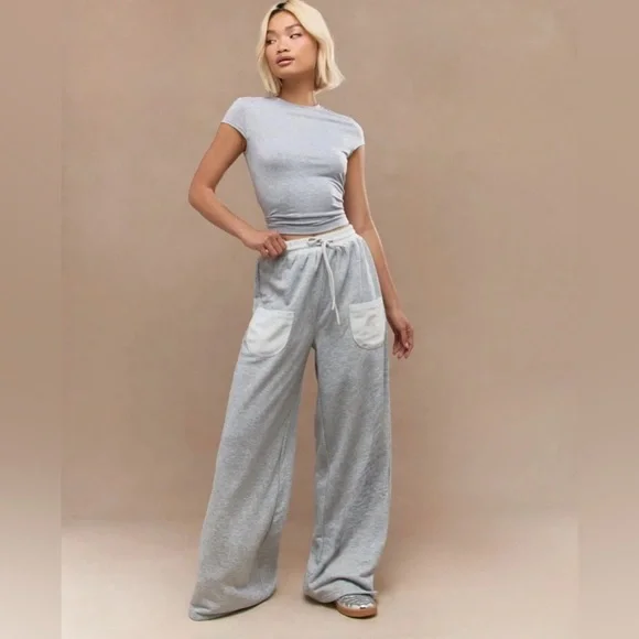 Missguided Wide Leg Sweatpants - Picture 4 of 10